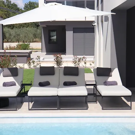 Meerbrise - Luxury Villa Banjole Exterior photo